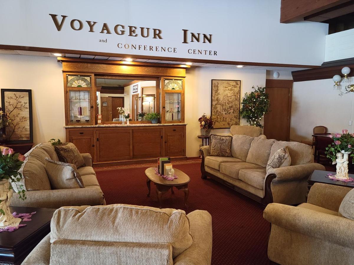 Voyageur Inn&Centro de Conferencias Reedsburg Exterior foto